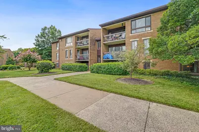 541 Florida Avenue #T4, Herndon, VA 20170 - Photo 1