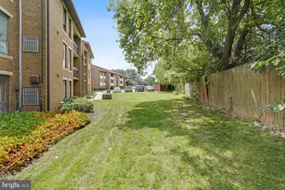541 Florida Avenue #T4, Herndon, VA 20170 - Photo 15