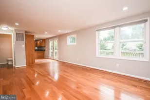 9627 Locust Hill Dr, Great Falls, VA 22066 - Photo 9