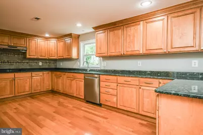 9627 Locust Hill Drive, Great Falls, VA 22066 - Photo 23
