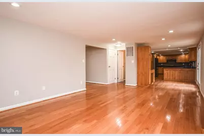 9627 Locust Hill Drive, Great Falls, VA 22066 - Photo 11