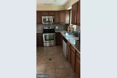 [Address not provided], Alexandria, VA 22312 - Photo 9