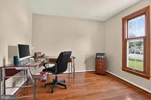 5811 Ottawa Rd, Centreville, VA 20120 - Photo 7