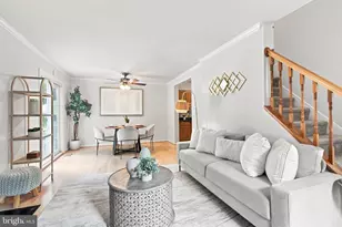 3071 White Birch Ct, Fairfax, VA 22031 - Photo 7
