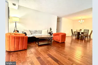 7676 Willow Point Drive #7676, Falls Church, VA 22042 - Photo 9
