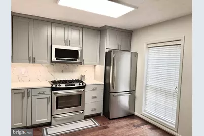 7676 Willow Point Drive #7676, Falls Church, VA 22042 - Photo 5