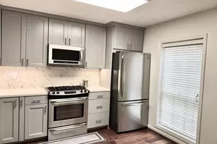 7676 Willow Point Dr, Falls Church, VA 22042 - Photo 5
