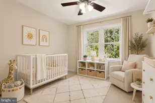 8221 Doctor Craik Ct, Alexandria, VA 22306 - Photo 17