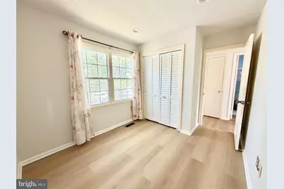 13767 Marsden Court, Chantilly, VA 20151 - Photo 9