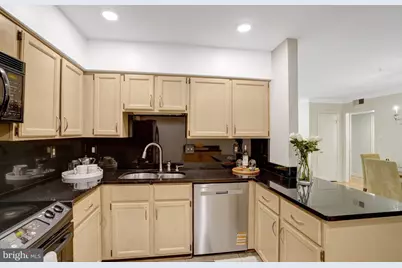 3109 Patrick Henry Drive #627, Falls Church, VA 22044 - Photo 13