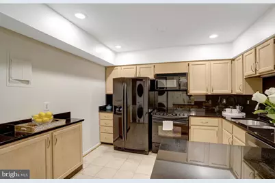 3109 Patrick Henry Drive #627, Falls Church, VA 22044 - Photo 15