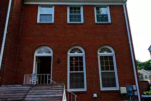 8069 Powderbrook Ln, Springfield, VA 22153 - Photo 31