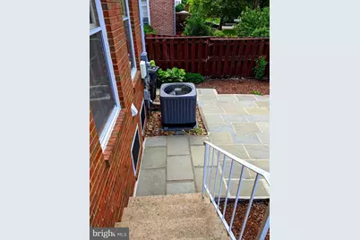 8069 Powderbrook Lane, Springfield, VA 22153 - Photo 27