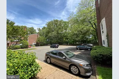 3738 Persimmon Circle, Fairfax, VA 22031 - Photo 5