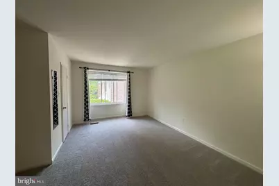 3738 Persimmon Circle, Fairfax, VA 22031 - Photo 13
