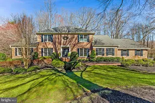 2007 Carrhill Rd, Vienna, VA 22181 - Photo 1