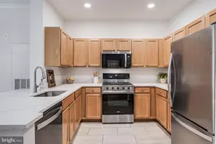 12000 Market St, Reston, VA 20190 - Photo 7