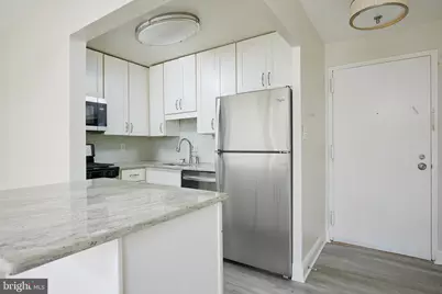 3100 S Manchester Street #635, Falls Church, VA 22046 - Photo 3