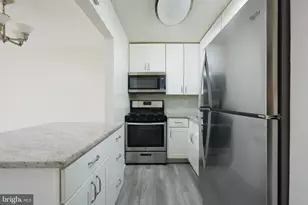 3100 S Manchester St, Falls Church, VA 22046 - Photo 5