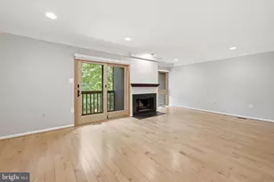 2017 Wethersfield Ct, Reston, VA 20191 - Photo 15