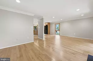 2017 Wethersfield Ct, Reston, VA 20191 - Photo 17
