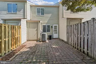 8483 Aurora Ct, Lorton, VA 22079 - Photo 25