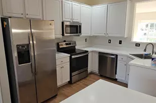 6852 Drifton Ct, Centreville, VA 20121 - Photo 13