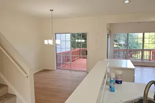6852 Drifton Ct, Centreville, VA 20121 - Photo 9