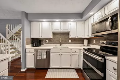 7428 Golden Horseshoe Court, Springfield, VA 22153 - Photo 17