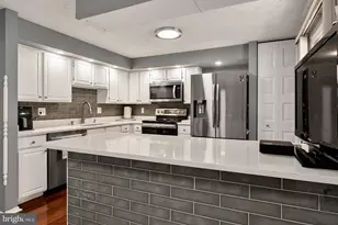 7428 Golden Horseshoe Ct, Springfield, VA 22153 - Photo 21