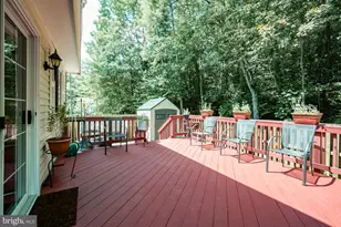 7428 Golden Horseshoe Ct, Springfield, VA 22153 - Photo 43