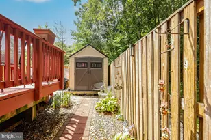 7428 Golden Horseshoe Ct, Springfield, VA 22153 - Photo 49