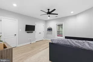 10301 Forest Maple Rd, Vienna, VA 22182 - Photo 53