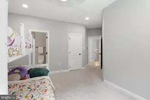 10301 Forest Maple Rd, Vienna, VA 22182 - Photo 35