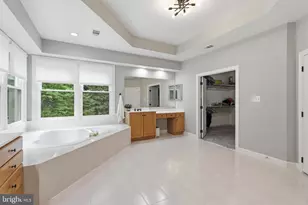 10301 Forest Maple Rd, Vienna, VA 22182 - Photo 31