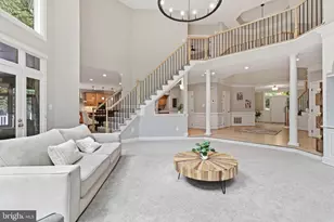 10301 Forest Maple Rd, Vienna, VA 22182 - Photo 13