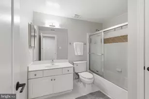 10301 Forest Maple Rd, Vienna, VA 22182 - Photo 57