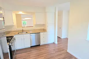 6008 Raina Dr, Centreville, VA 20120 - Photo 7