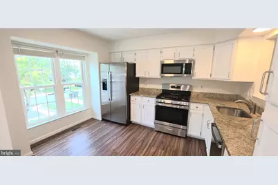 6008 Raina Drive, Centreville, VA 20120 - Photo 5