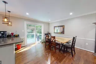 7628 Chancellor Way, Springfield, VA 22153 - Photo 11