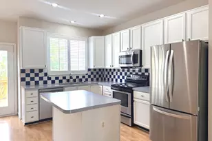 2525 James Madison Cir, Herndon, VA 20171 - Photo 11