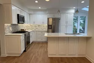 5859 Westwater Ct, Centreville, VA 20121 - Photo 3
