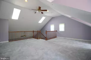 6032 Kelsey Ct, Falls Church, VA 22044 - Photo 13