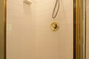 6032 Kelsey Ct, Falls Church, VA 22044 - Photo 17