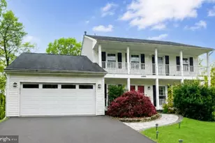 14983 Gold Post Ct, Centreville, VA 20121 - Photo 1