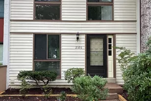 2326 Antiqua Ct, Reston, VA 20191 - Photo 3