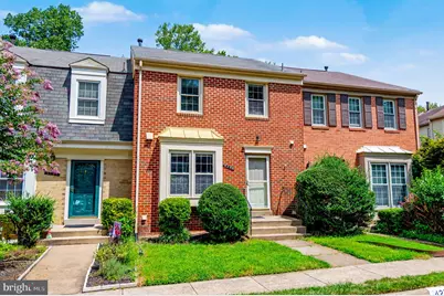 4749 Gainsborough Drive, Fairfax, VA 22032 - Photo 3
