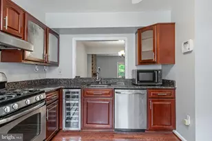 4749 Gainsborough Dr, Fairfax, VA 22032 - Photo 19