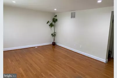 8122 Parkdale Court, Springfield, VA 22153 - Photo 3