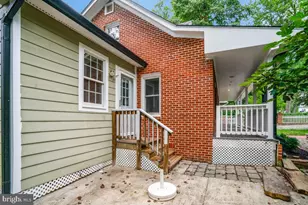7318 Poplar Ct, Falls Church, VA 22042 - Photo 5